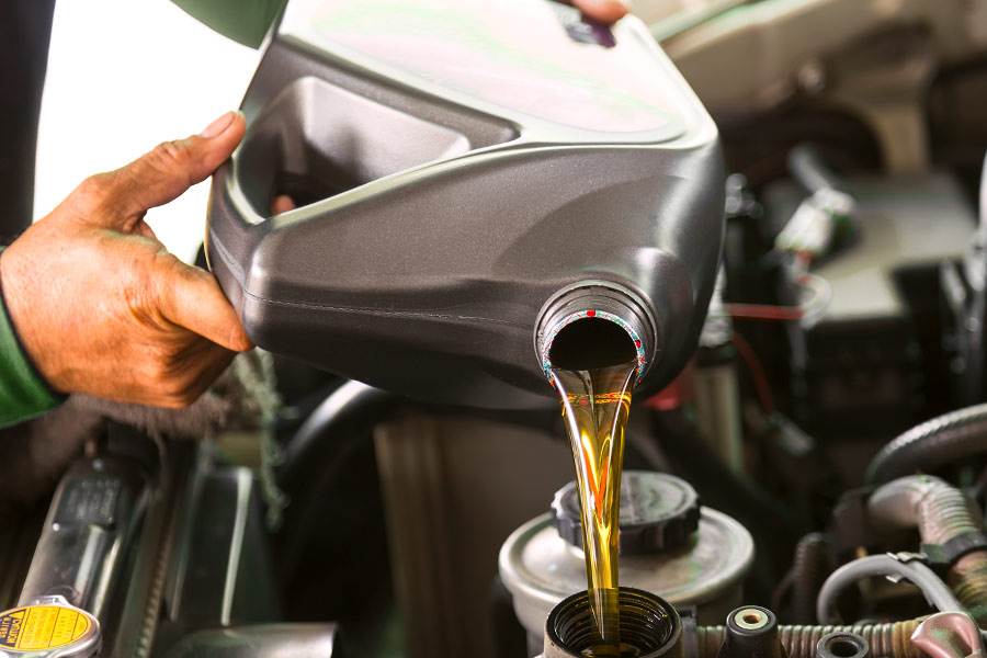 Benefits Of Using Synthetic Motor Oil In Engines